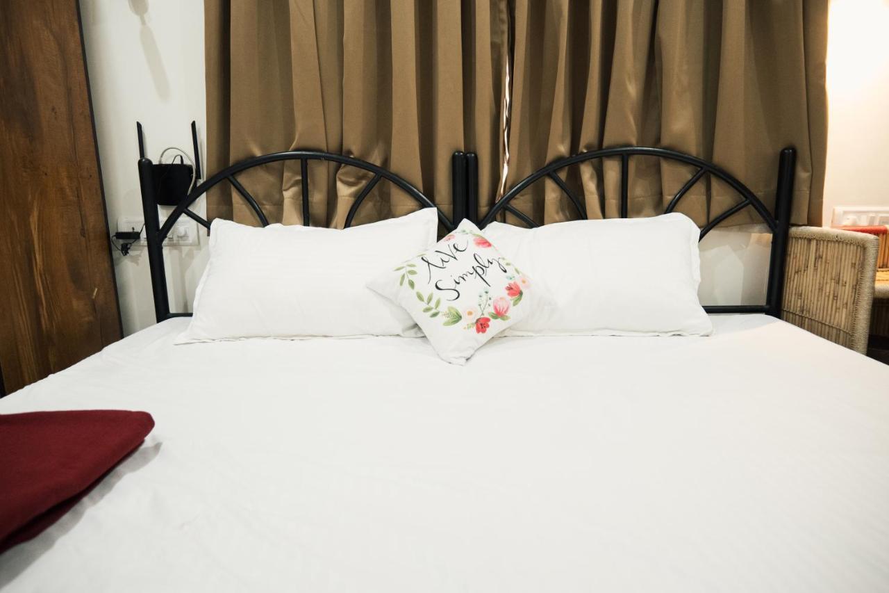 Nirvana Homestays Siolim Exteriör bild